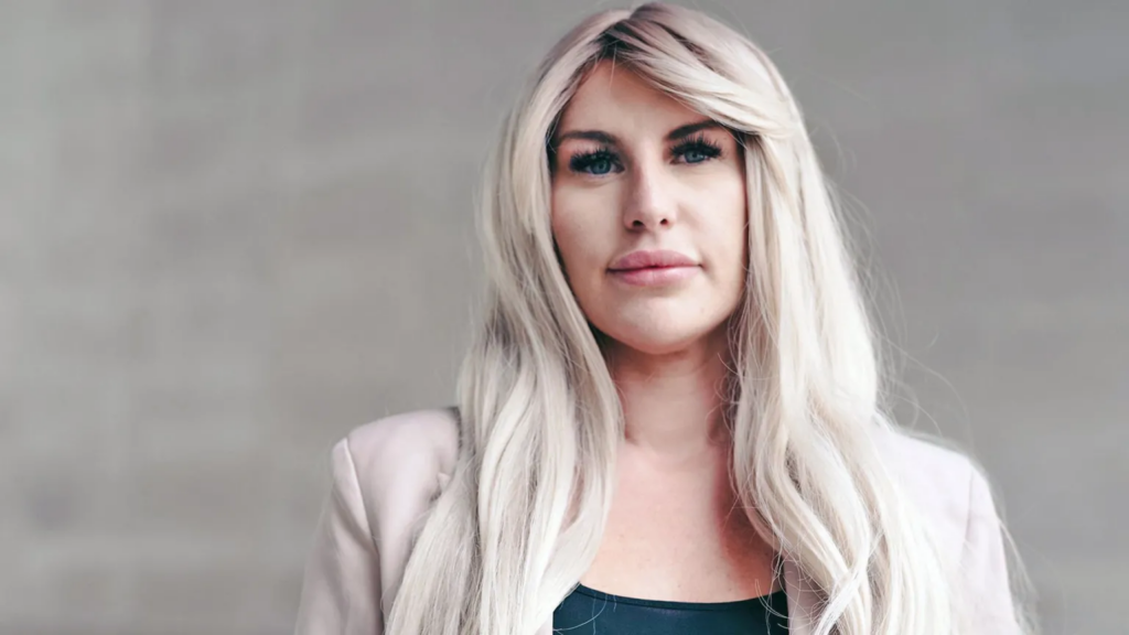 OnlyFans ‘agents’ control and threaten creators while taking half their earnings, BBC finds
