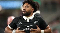 Newcastle agree delay to Fineanganofo arrival