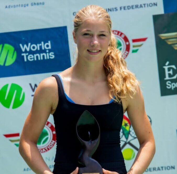Fennis wins second consecutive ITF J60 title in Accra