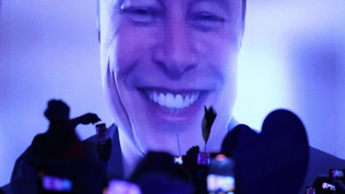 The internet is convinced Elon Musk’s xAI trolled OpenAI’s ‘Dots’ launch