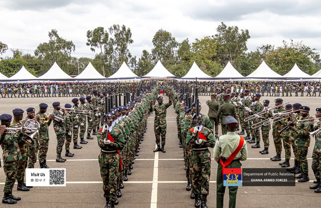 646 military recruits pass out after six month infantry training at Shai Hills