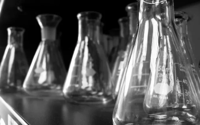 Former OpenAI science lead launches Warp Science to automate wet labs with robots