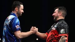 Clayton beats Humphries to claim Swiss title
