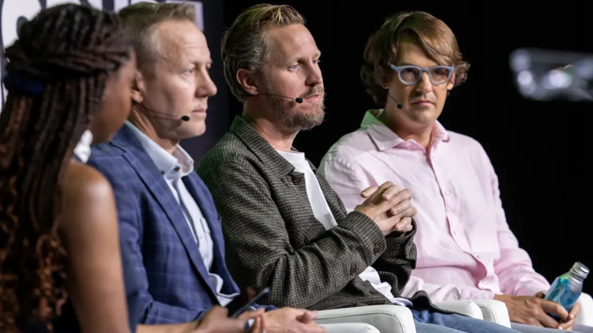The secret to fast startup growth isn’t early sales, top names in tech say