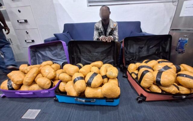 Police arrest 40 year old man with 91 parcels of suspected Indian hemp at Circle