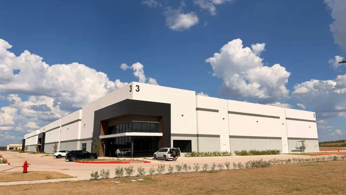 Ambrosia Energy will build a 10 GWh factory in Texas to make batteries for off grid data centers