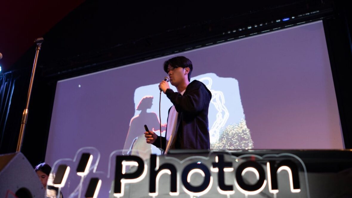 Photon held a funeral for mobile apps. Now it has $4.5M to help replace them with agents