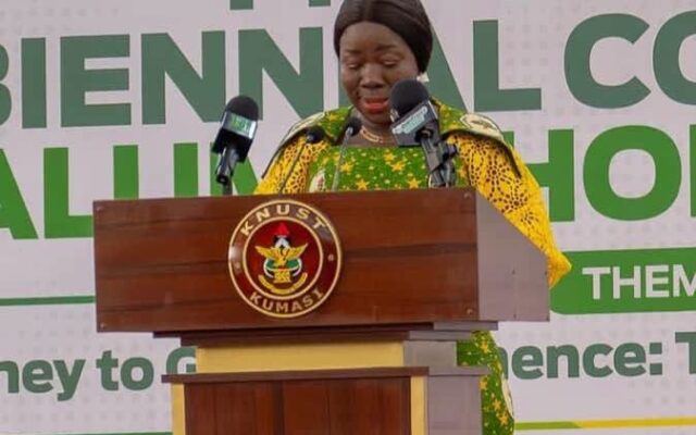 Trade Minister urges laboratories, factories to work as partners