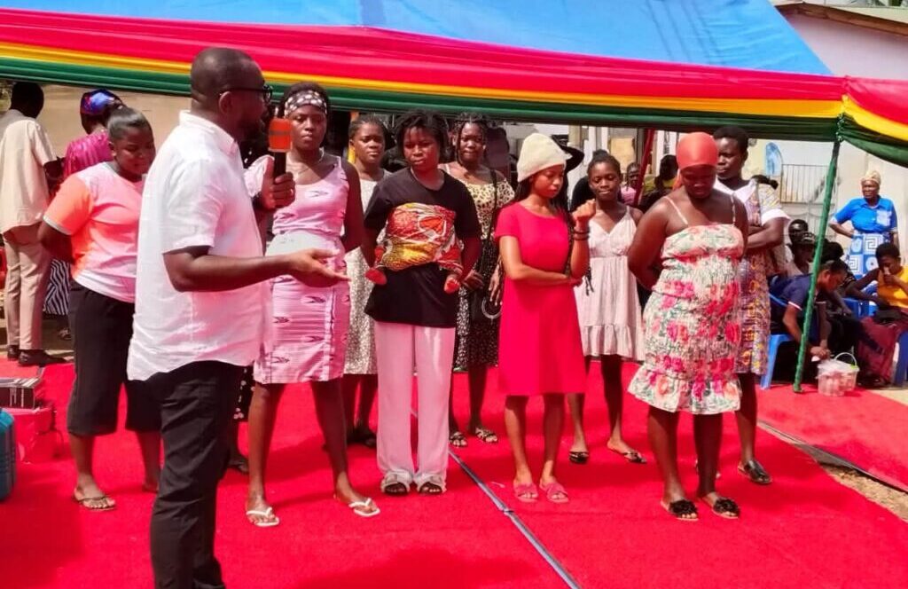 Akim Swedru MP supports 145 traders, apprentices and artisans