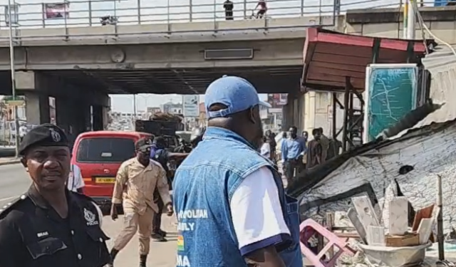 AMA clears Achimota bus stop to make way for Ayalolo buses