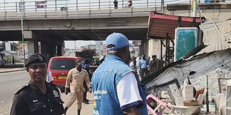 AMA clears Achimota bus stop to make way for Ayalolo buses