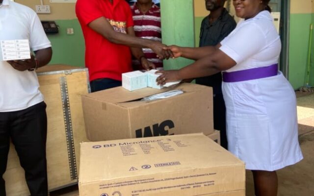 Bechem United owner donates GH¢500,000 in medical supplies to two government hospitals
