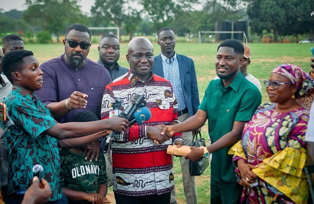 Agric Minister backs Black Challenge with cash and Agribusiness pledge