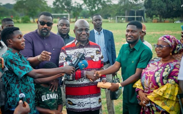 Agric Minister backs Black Challenge with cash and Agribusiness pledge