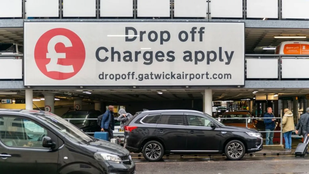 Drop off charges at UK airports to be reviewed after sharp increase