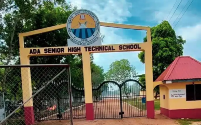 15 year old Ada SHS student dies after collapsing during school sporting activity