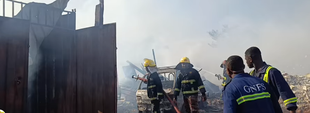 Fire ravages mechanic shop, welding shops and 5 vehicles at Darkuman
