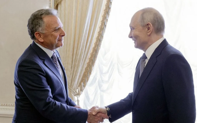 US citizen Stephen Hubbard freed by Russia as Trump envoy meets Putin