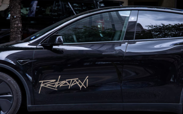 Tesla aims to sell Cybercab robotaxis by end of year despite federal probe