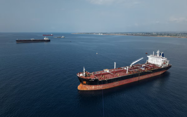 Oil prices rise after attack on Saudi Arabian refinery reignites supply concerns
